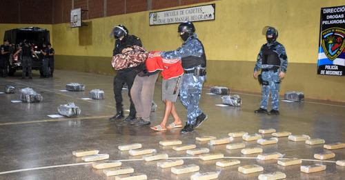 Decomisaron más de 25 toneladas de marihuana durante un operativo en un narcobunker en Posadas